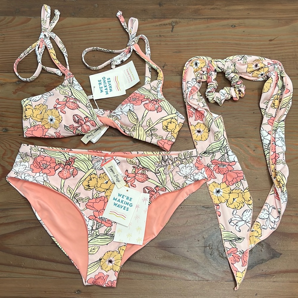 Drippin Daisys Swimsuit
